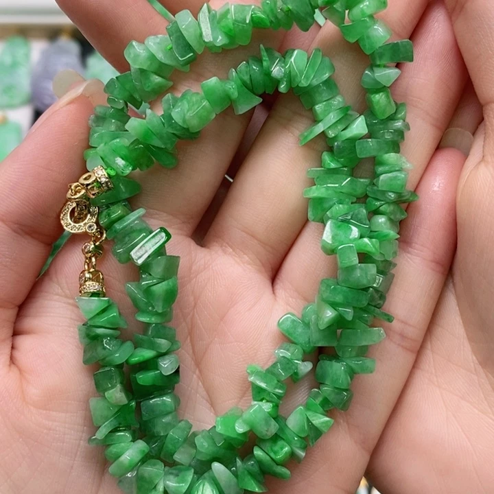 翡翠未镶嵌颈饰吊坠