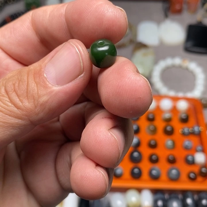 ****n和田玉未镶嵌手链