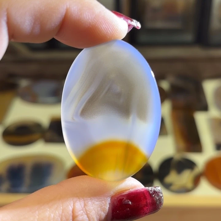 玛瑙/玉髓颈饰合金