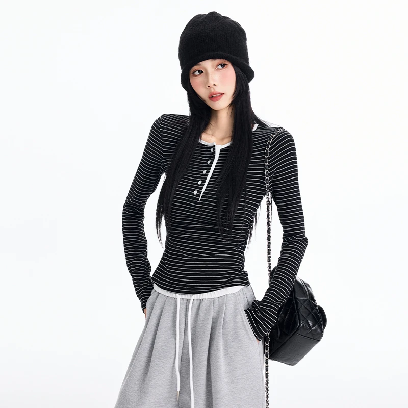 Ranya 墨影纹映 美式复古撞色半开领T恤女春季修身打底衫上衣