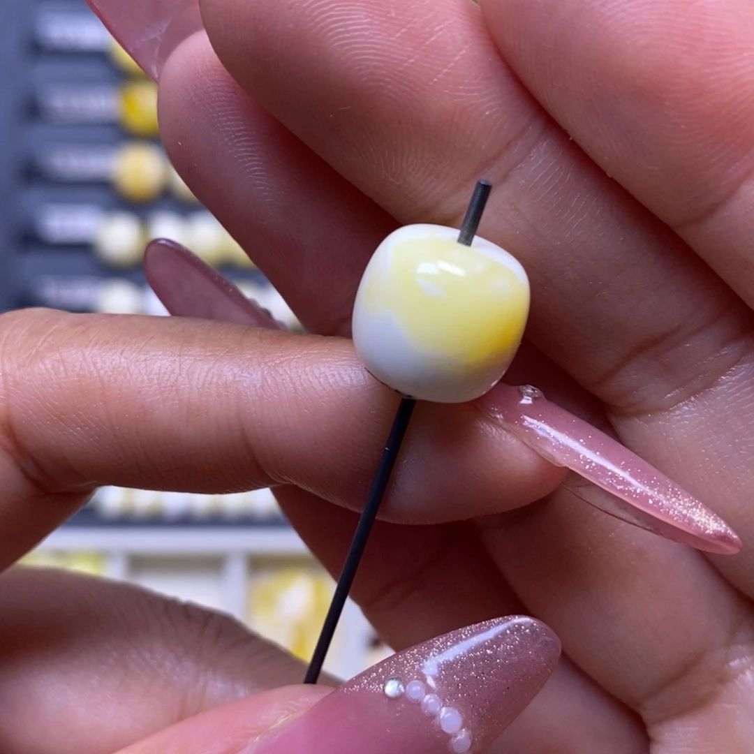 蜜蜡未镶嵌珠宝奇石橘底瓷白妖花老型12.2*11.2mm