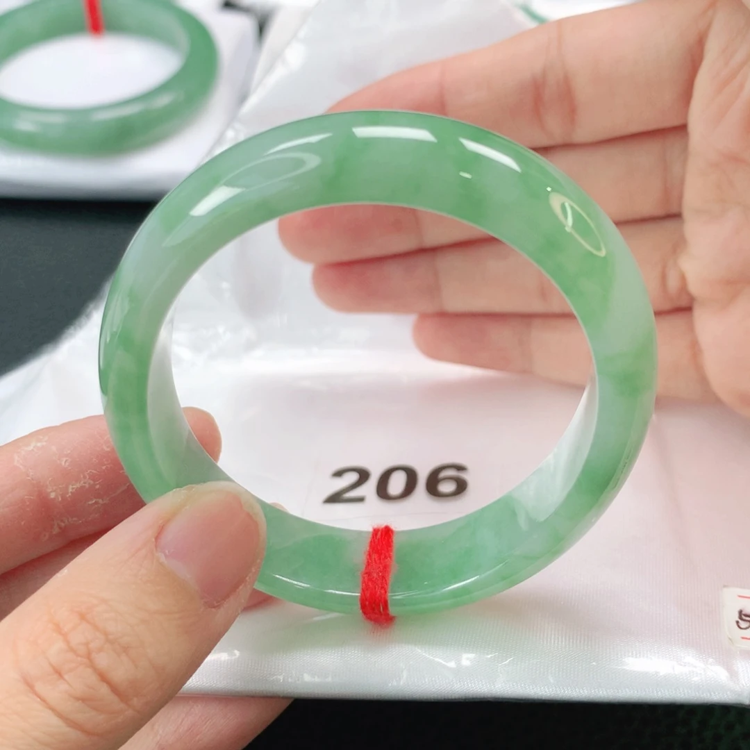 未镶嵌手镯翡翠贵妃54.5