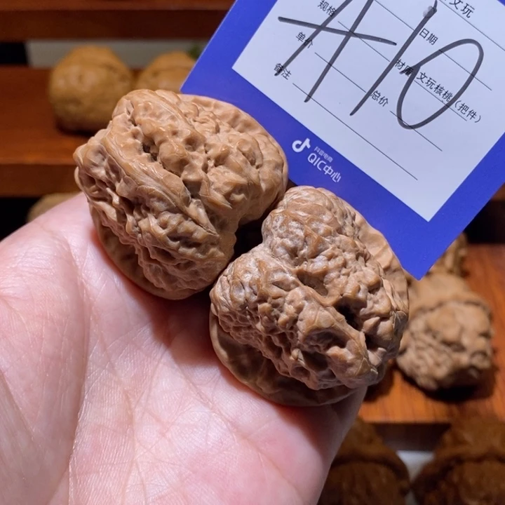 文玩核桃把件在这方面a 10