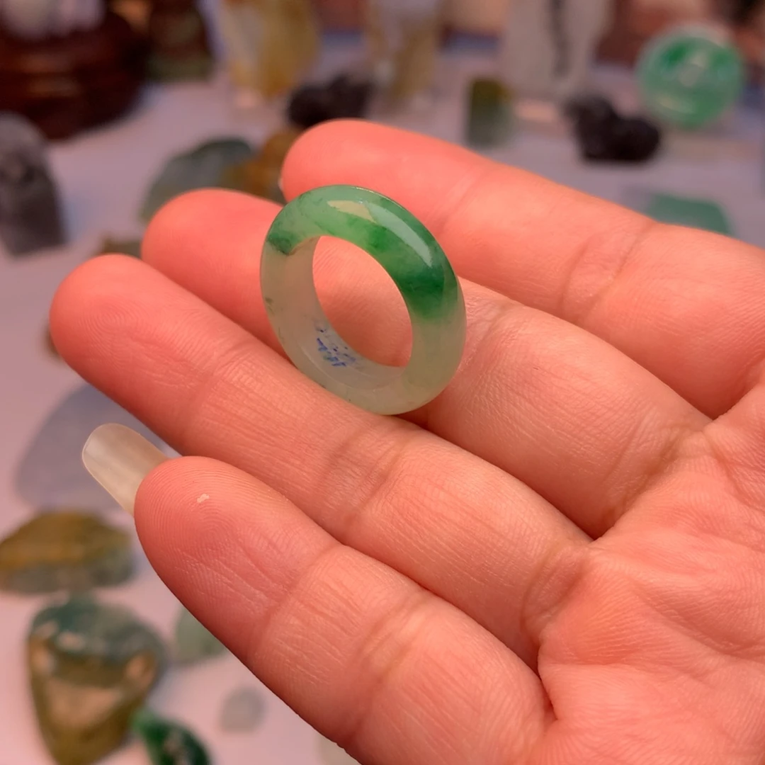 定制翡翠足银镀金镶嵌翡翠