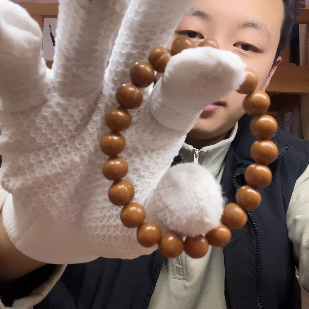 吊坠猴头核桃屁桃