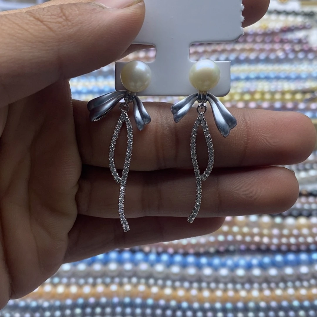 淡水珍珠银S925镶嵌颈饰