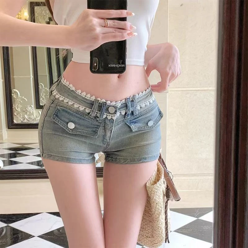 女款小个子辣妹风复古蕾丝拼接牛仔裤女夏季做旧修身衬衫短裤热裤