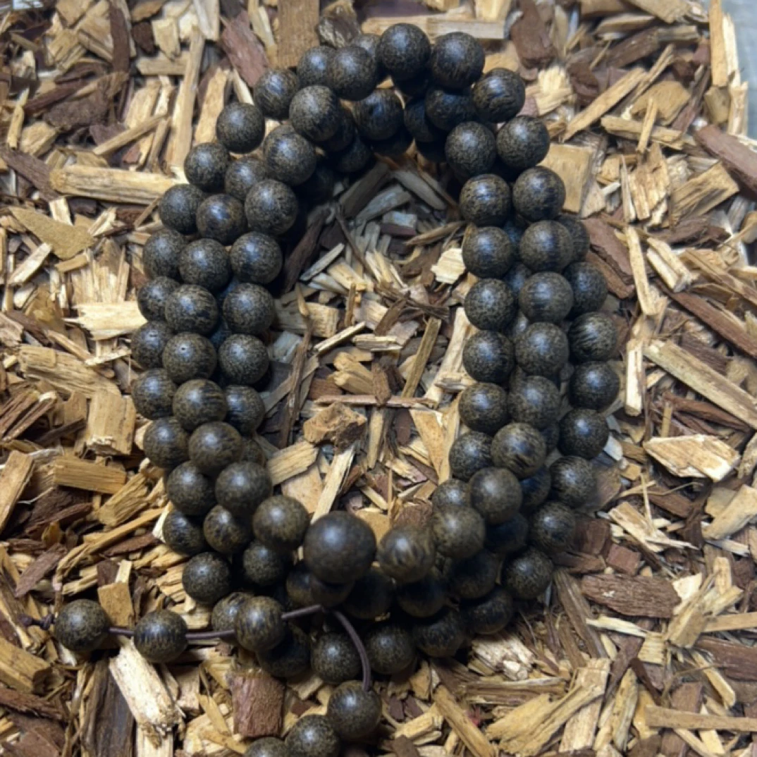 2 福来精选文玩沉香木作手串8mm