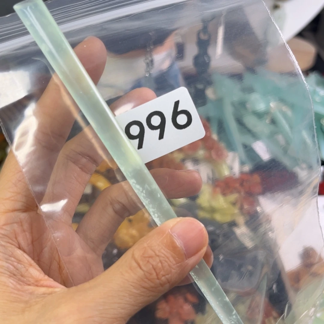 岫玉未镶嵌发饰开*?