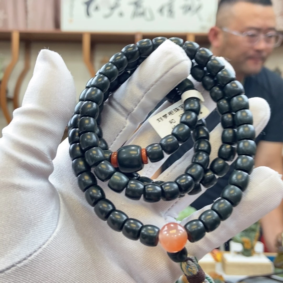 古***歌和田玉未镶嵌颈饰