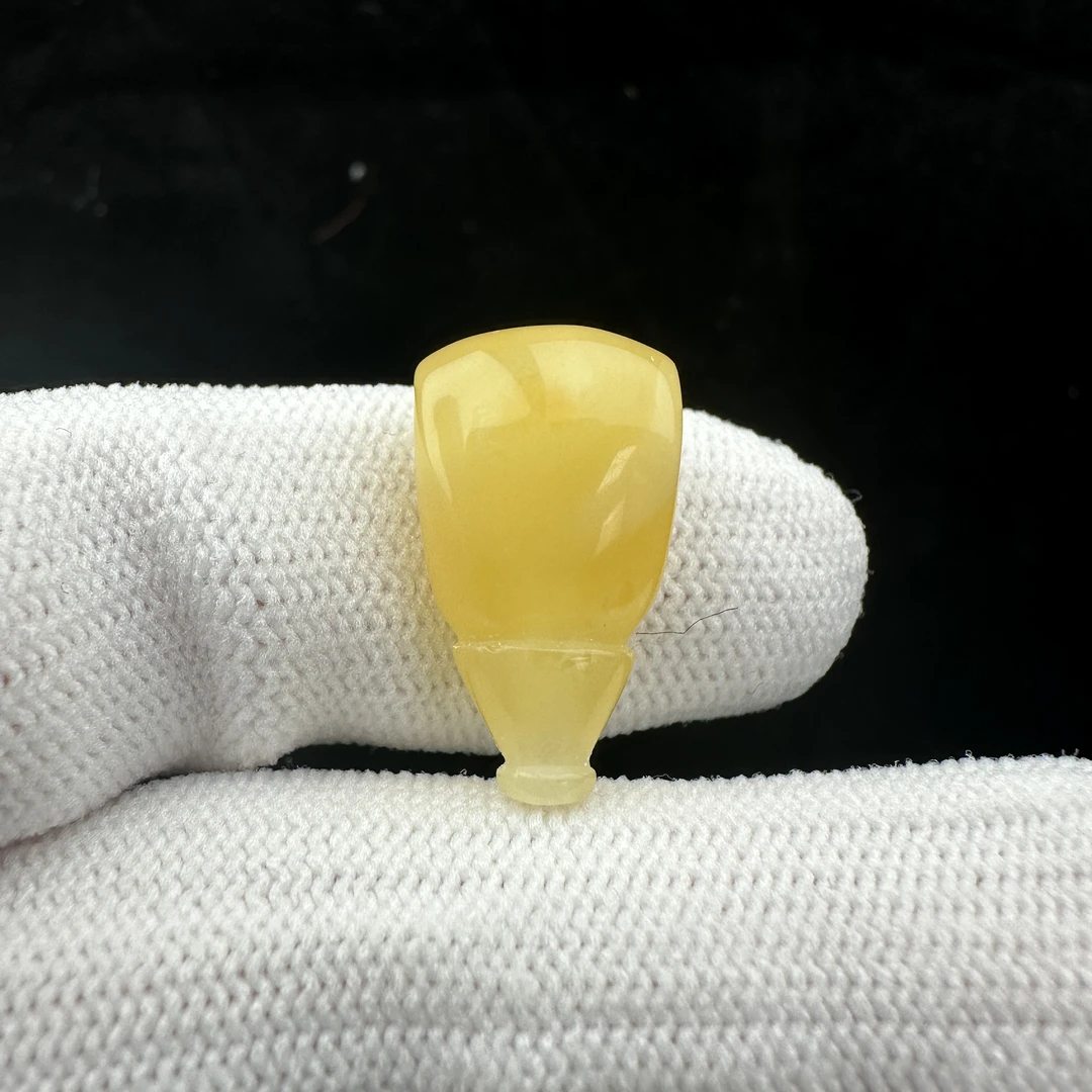 B4443天然原矿蜜蜡瑕疵特价三通11.9mm支持复检