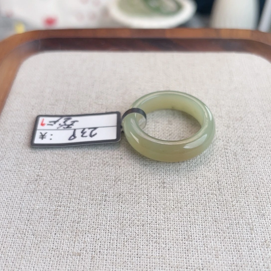 和田玉未镶嵌戒指U31一口糖18.1不退换
