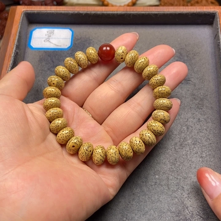 星月菩提吊坠菩提