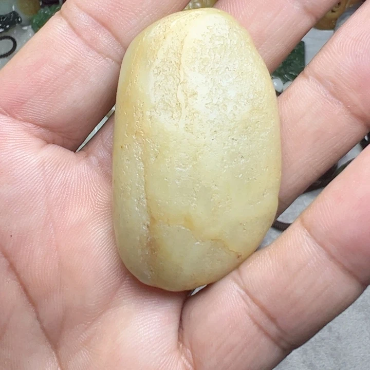 和田玉挂件未镶嵌喜****张