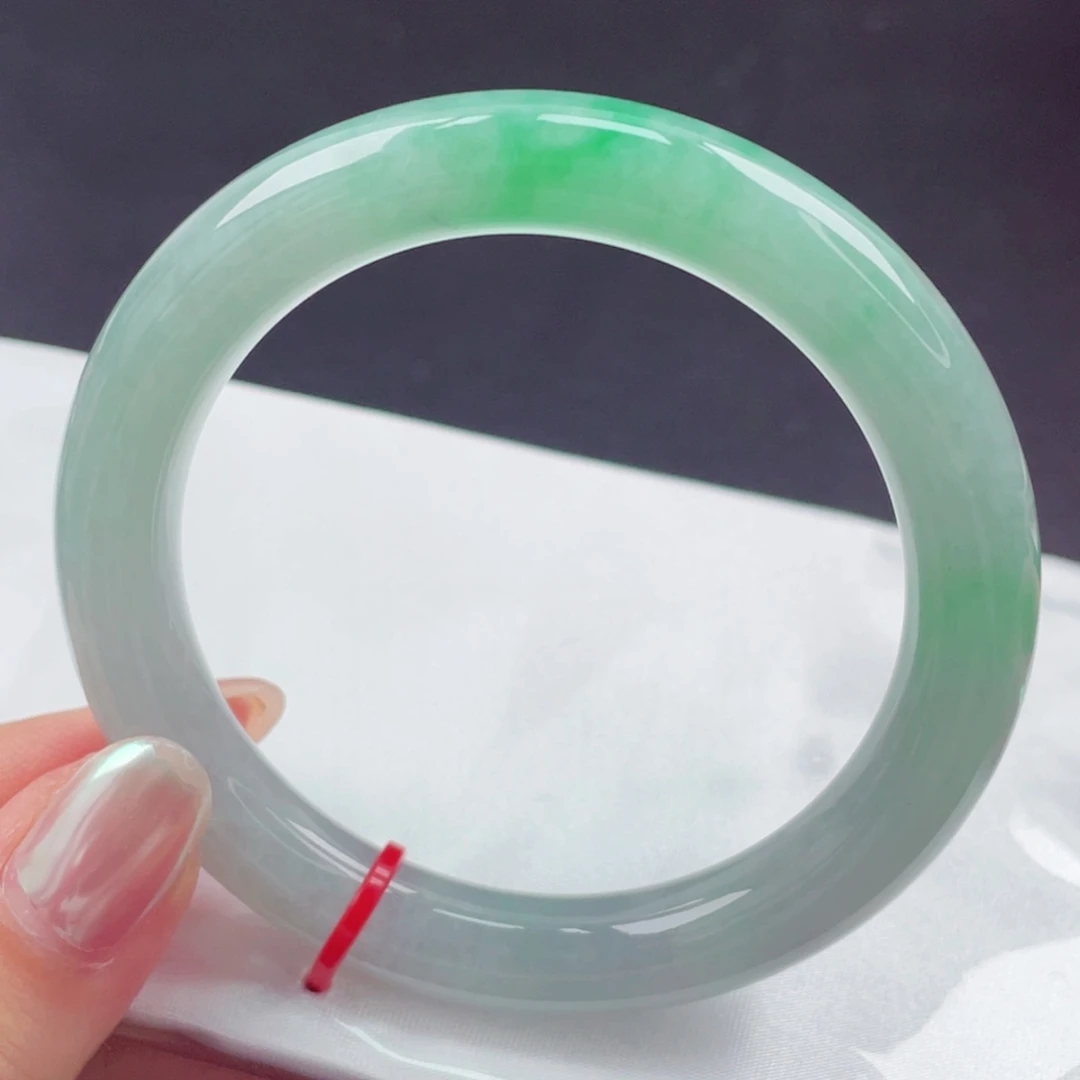 翡翠未镶嵌手镯55圆条