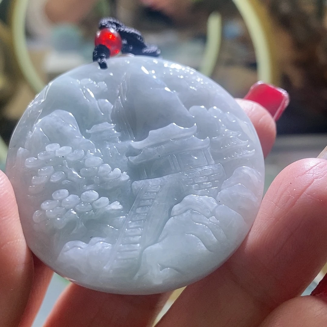 【闪购商品】翡翠颈饰未镶嵌山水