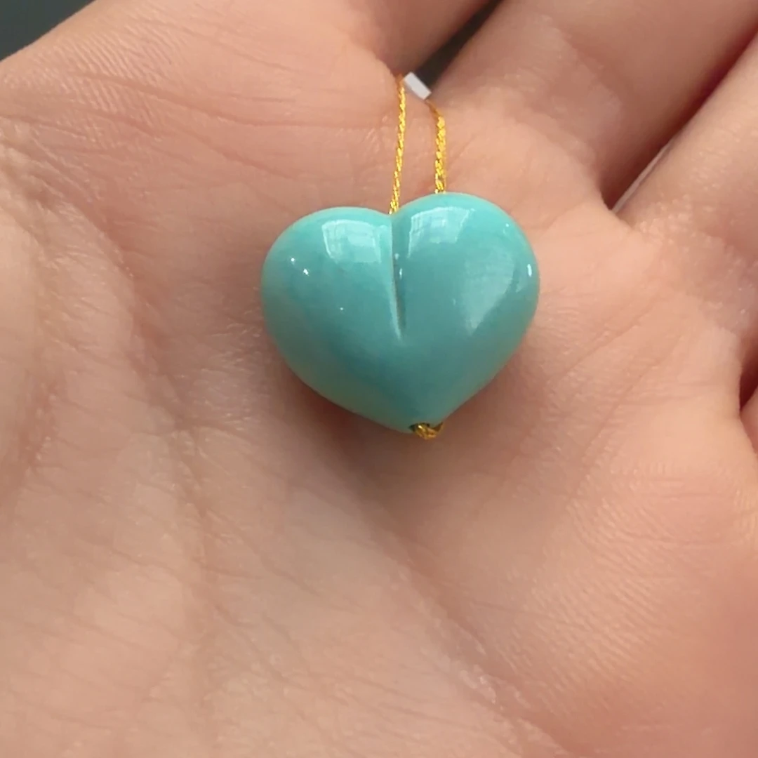 绿松石未镶嵌颈饰