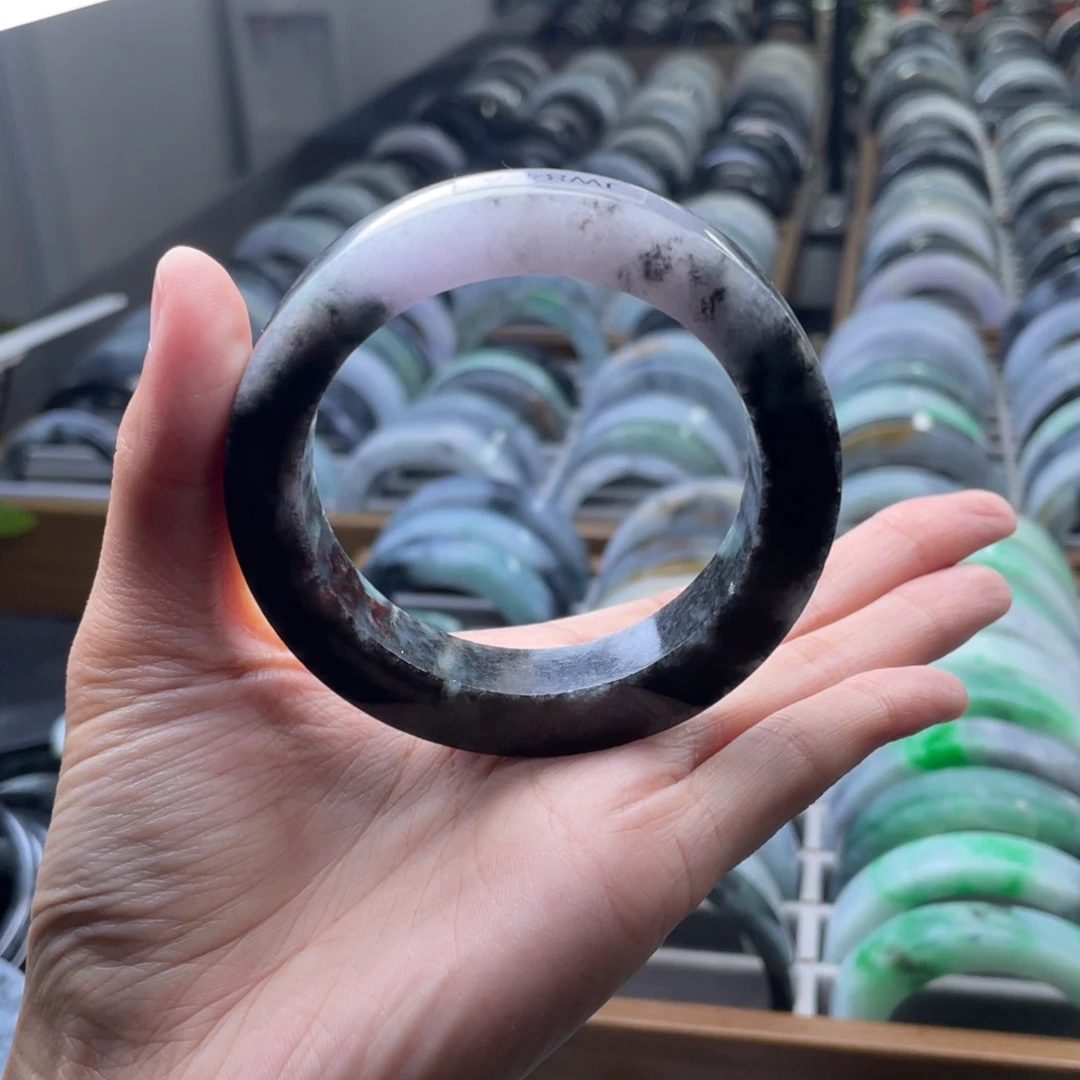 定制翡翠未镶嵌浅蓝底起胶，孤品手镯！！！