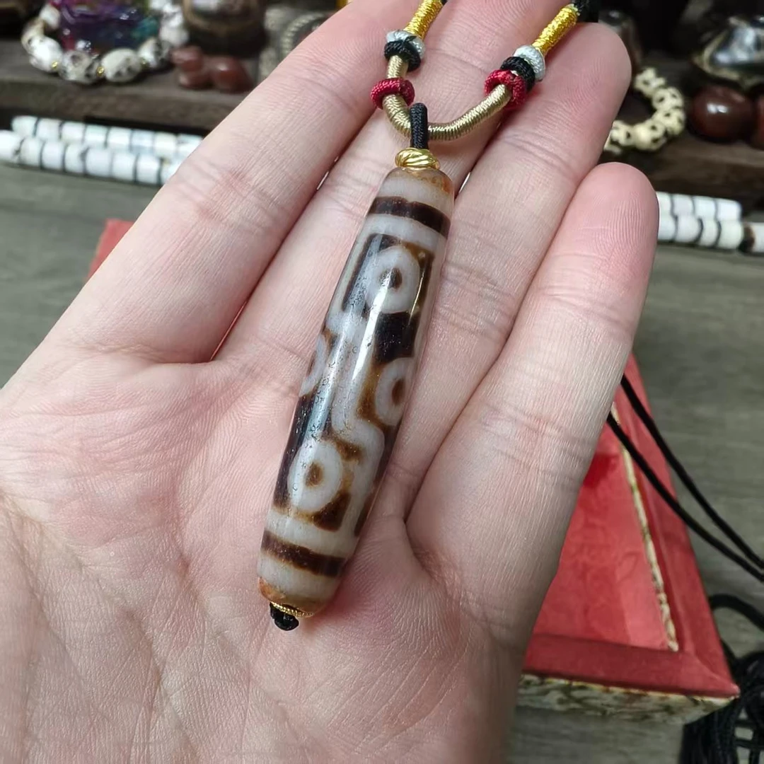 精品藏式血沁满砂九眼单珠吊坠