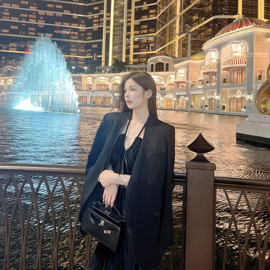 FAY【繁星点缀】时尚高级感气质轻奢烫钻白搭中长款设计感西装外套