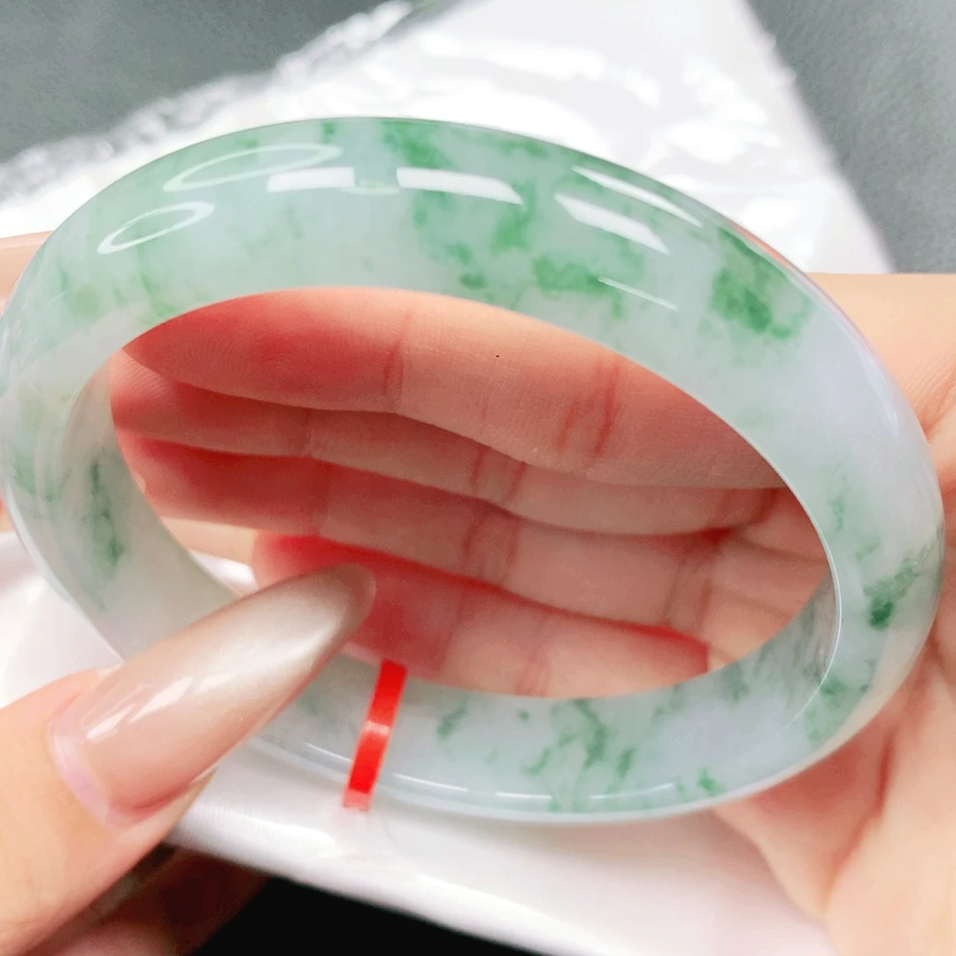 翡翠未镶嵌手镯60