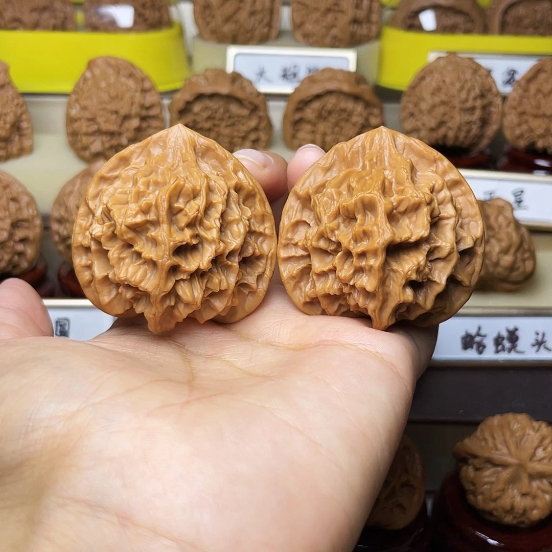 把件文玩核桃帝王46左右