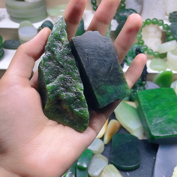 和田玉（碧玉）未镶嵌挂件