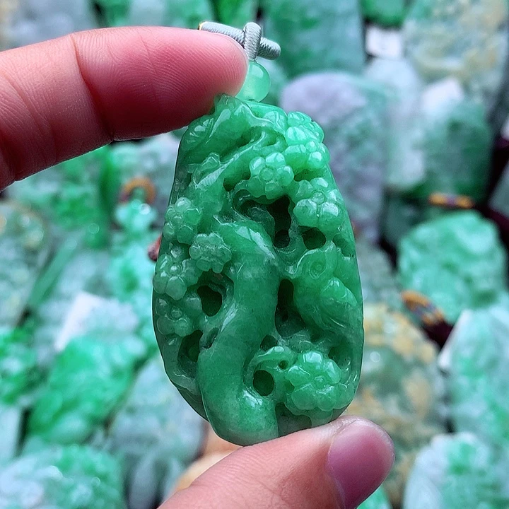 翡翠吊坠(不含链)未镶嵌