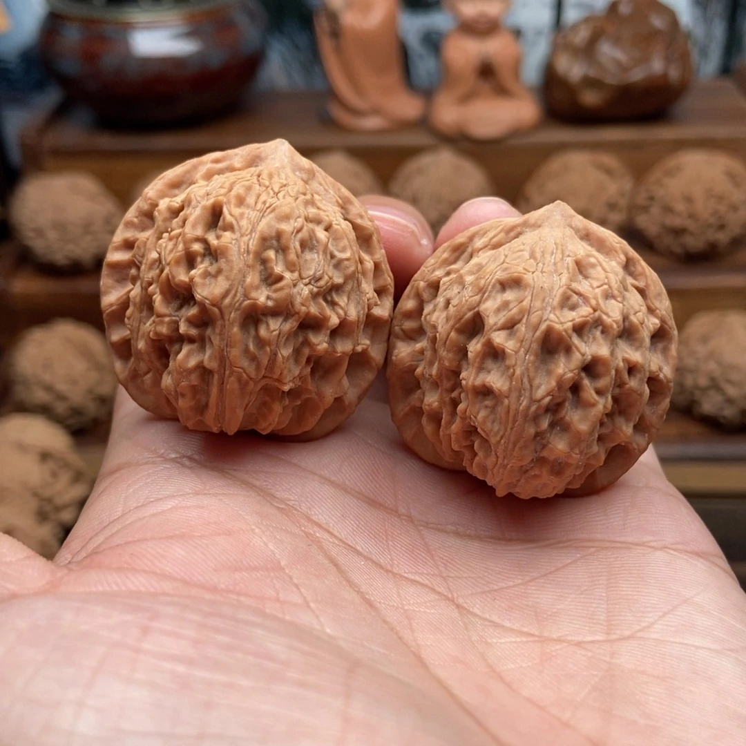 把件桃核金鱼肚核桃