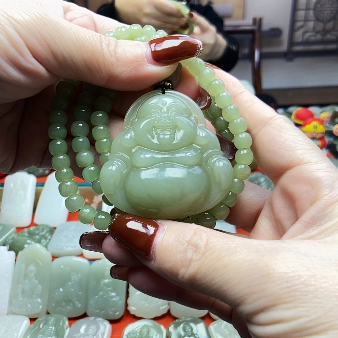 颈饰未镶嵌和田玉土*