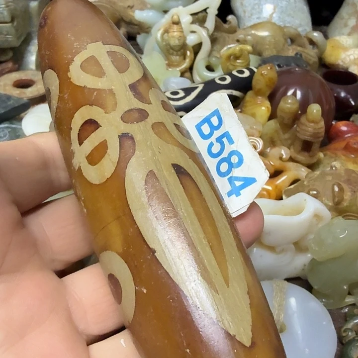 林***泉玛瑙/玉髓未镶嵌颈饰