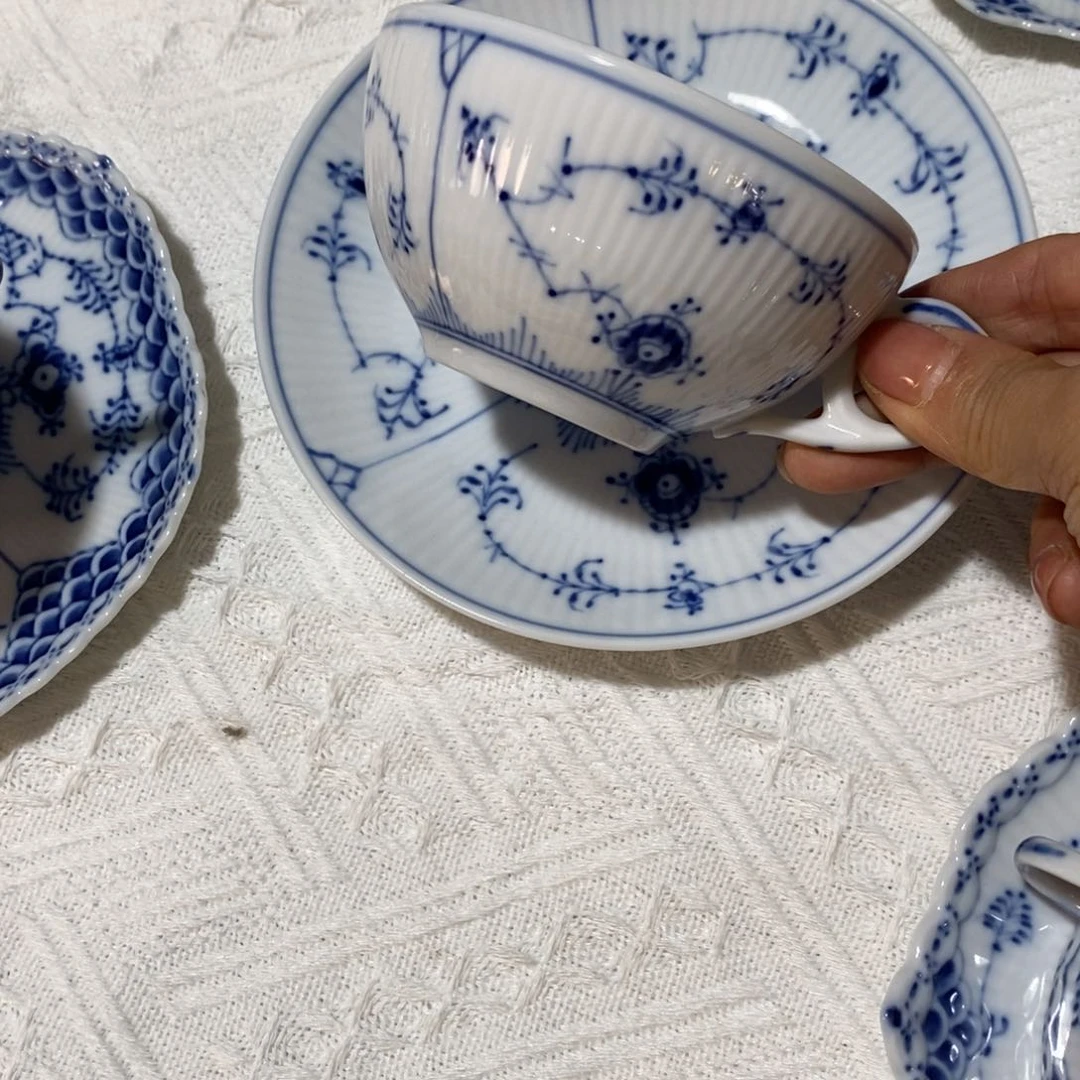 Y***E瓷器哈哈哈哈哈哈