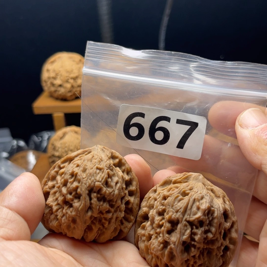 吊坠文玩核桃南疆42