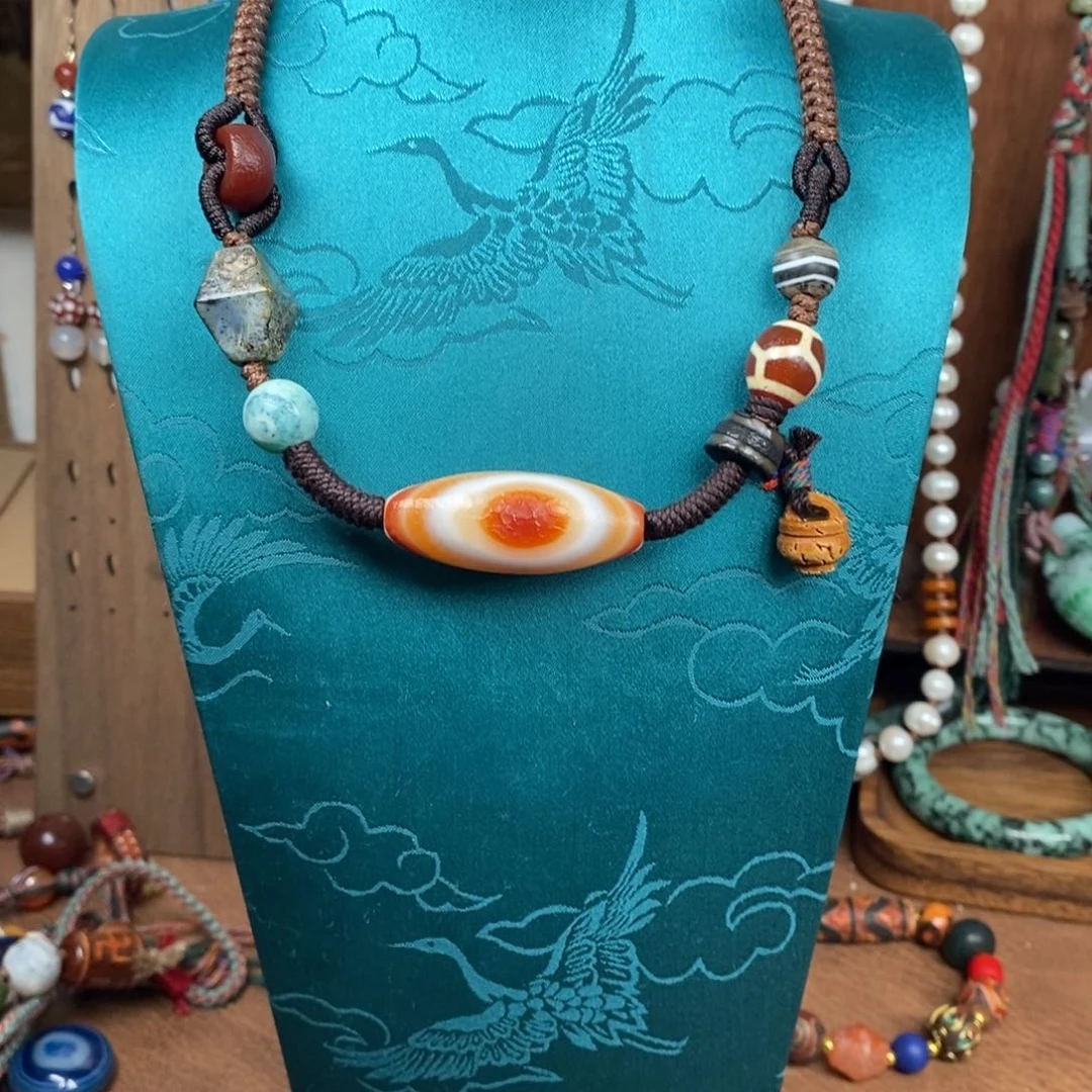 未镶嵌颈饰玛瑙/玉髓