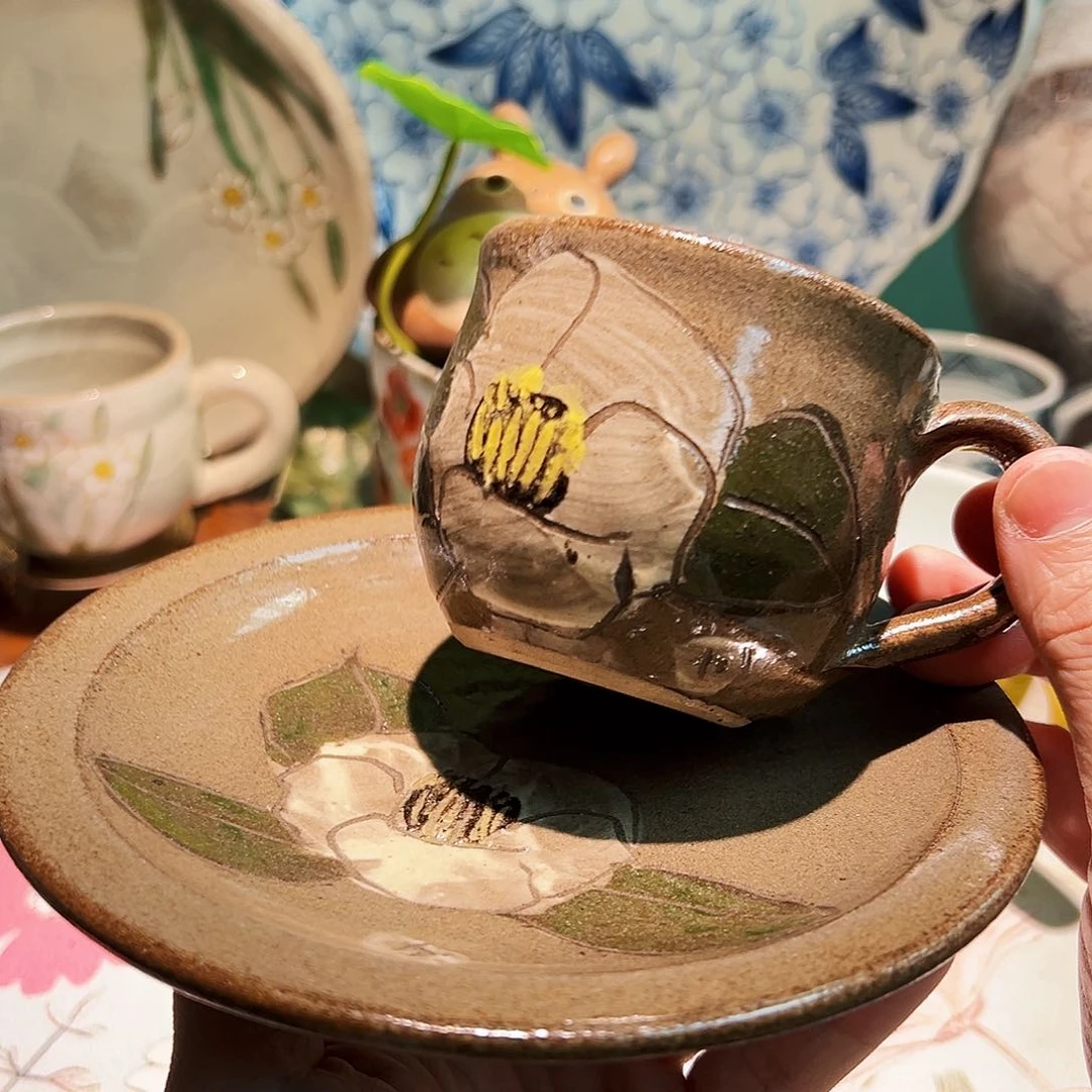 用***4咖啡杯和茶杯是很配噢