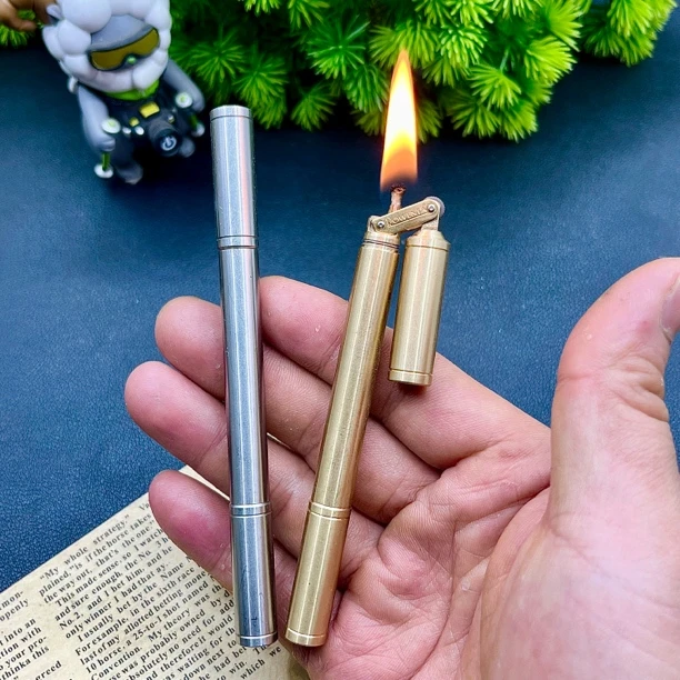 【新款】二代双截棍煤油打火机创意升级备用火石油仓个性复古打火机