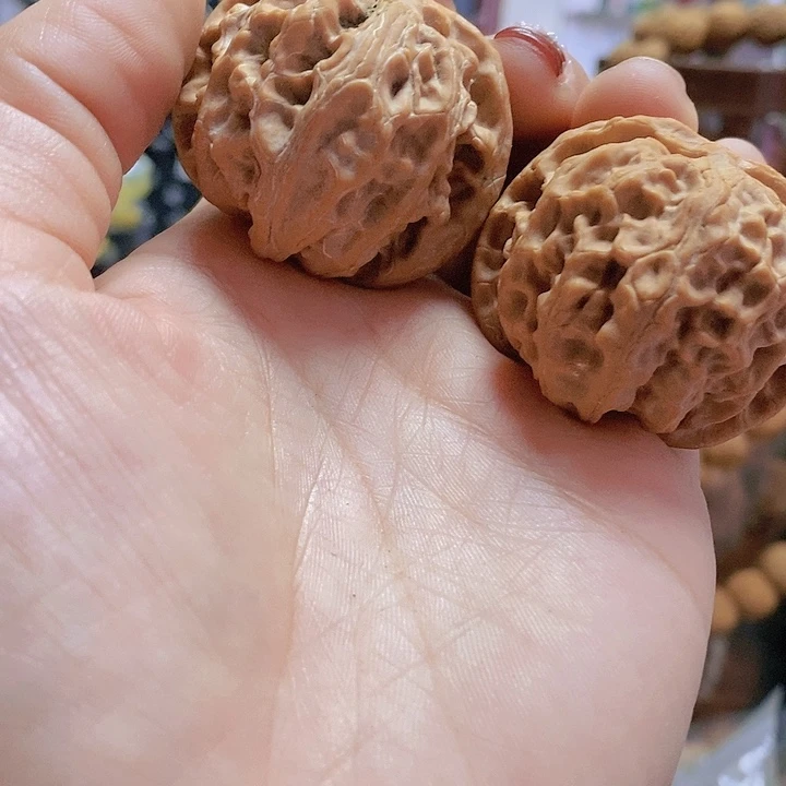 【闪购商品】文玩核桃把件41.5闷尖苹果