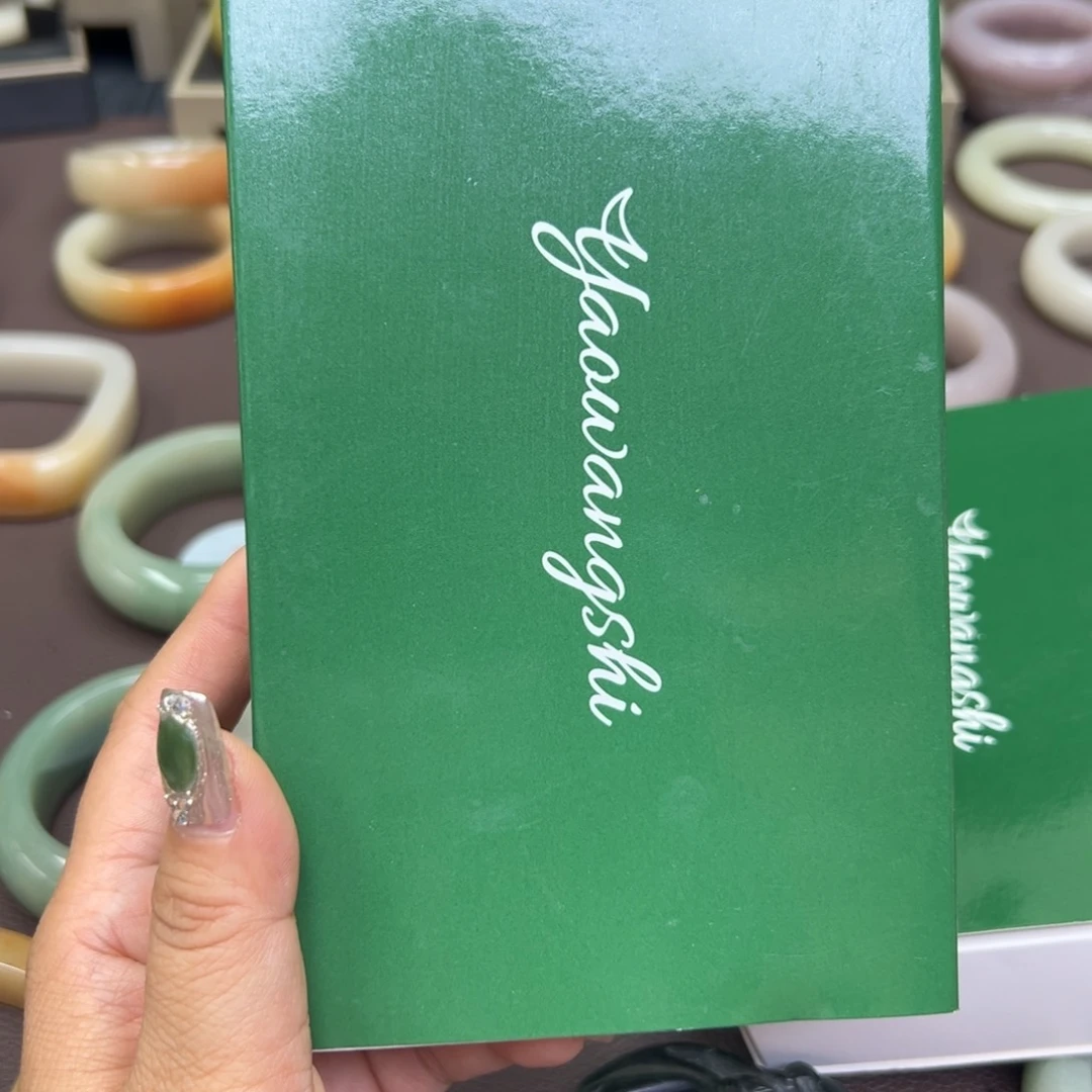 石英质玉手镯合金