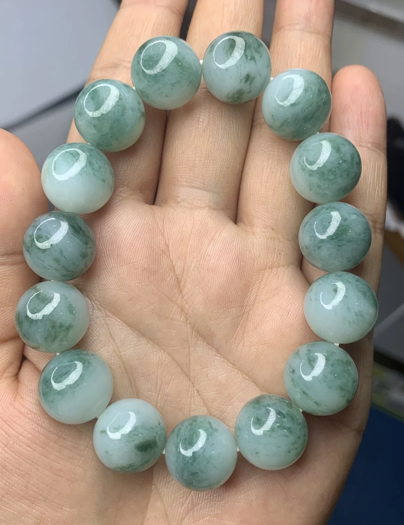 糯化胶绿底飘绿花手串卡14.5左右