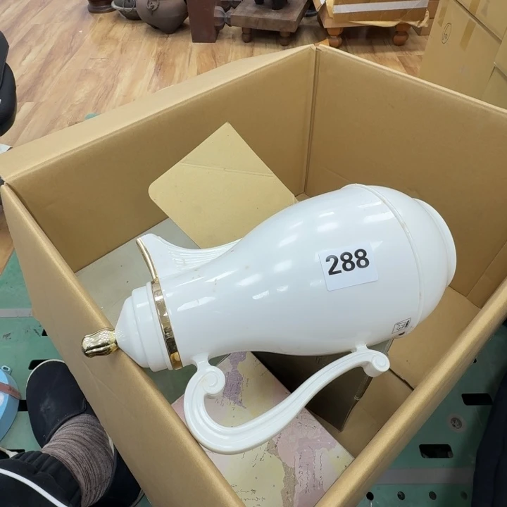 瓷片小*主工艺品摆件瓷器摆件正能量