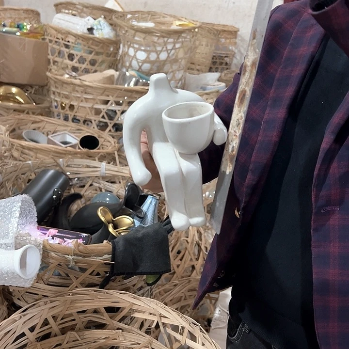 瓶高度15厘米宽度11厘米微瑕捡漏