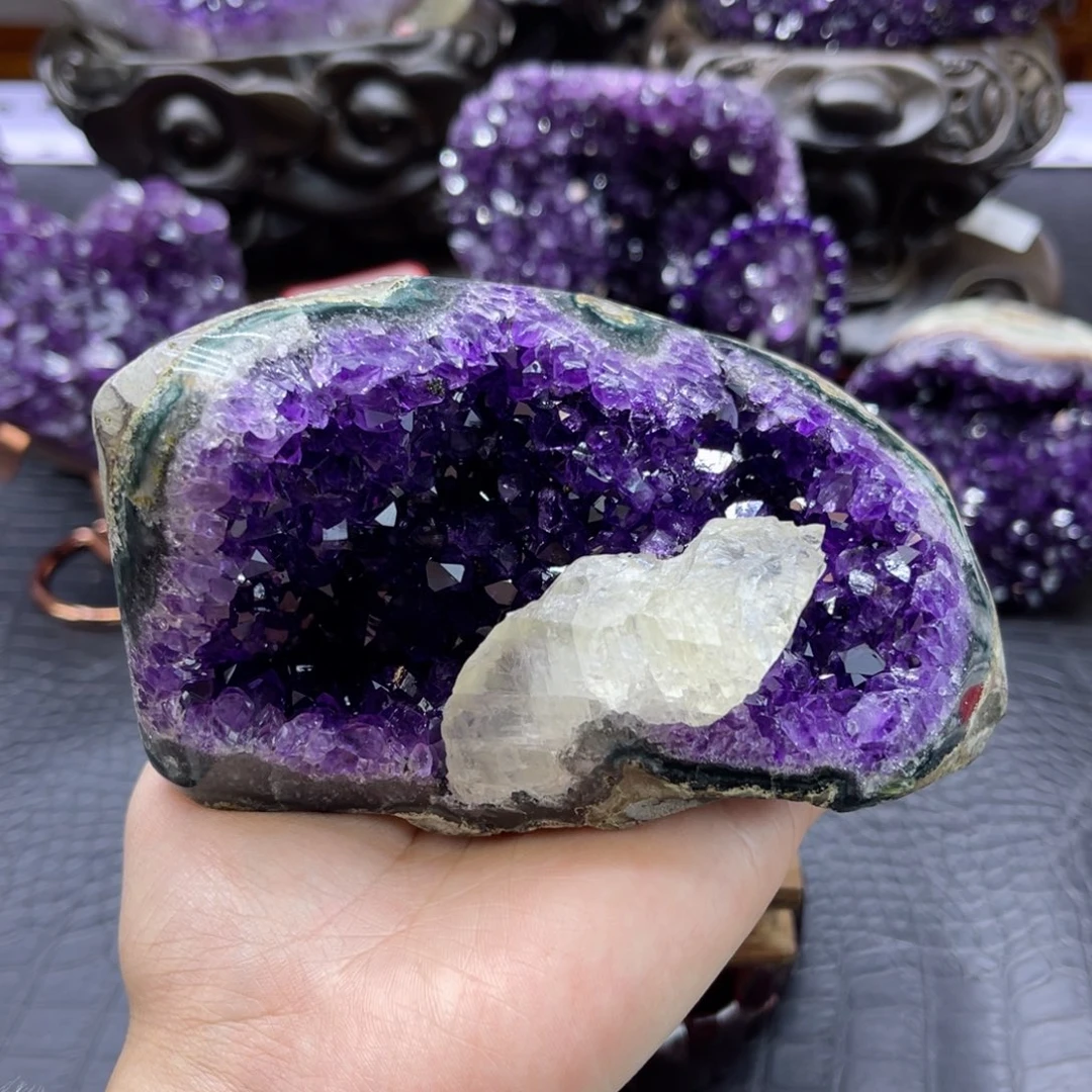 紫晶大型摆件（非配饰）未镶嵌