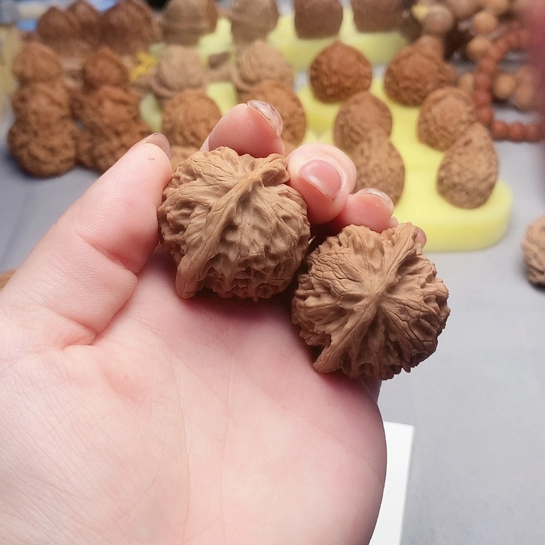 大叶紫檀（黑酸枝木类）宫灯