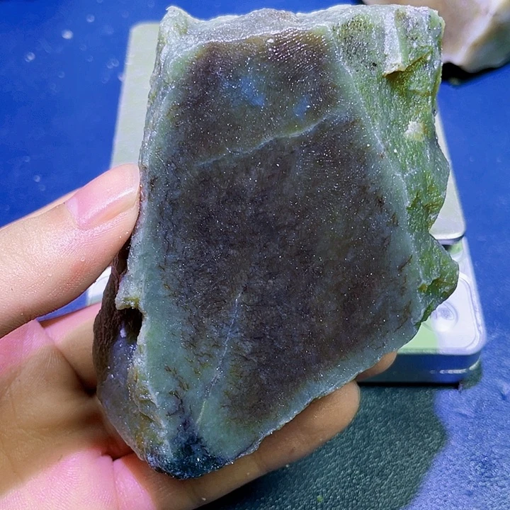 未镶嵌和田玉（糖玉）珠宝半成品