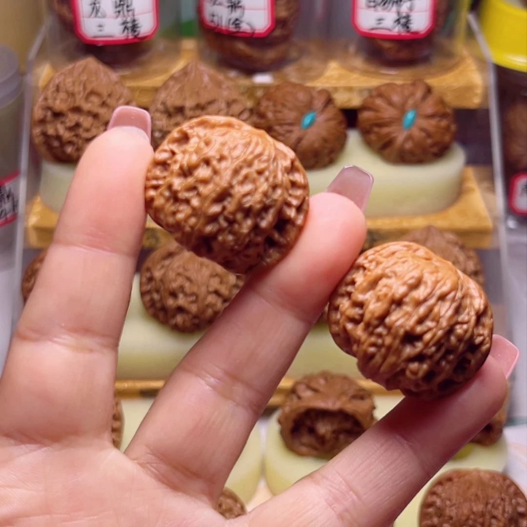 文玩核桃吊坠龙珠手捻