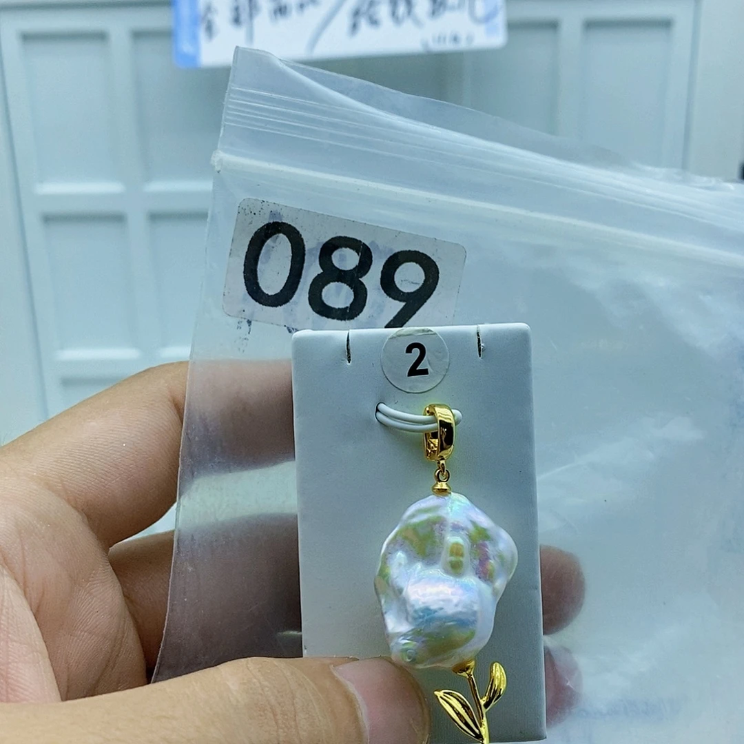 淡水珍珠颈饰合金