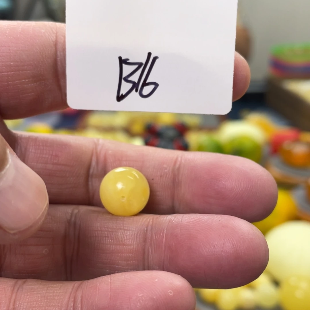 手链琥珀未镶嵌多样性发，发其中一件