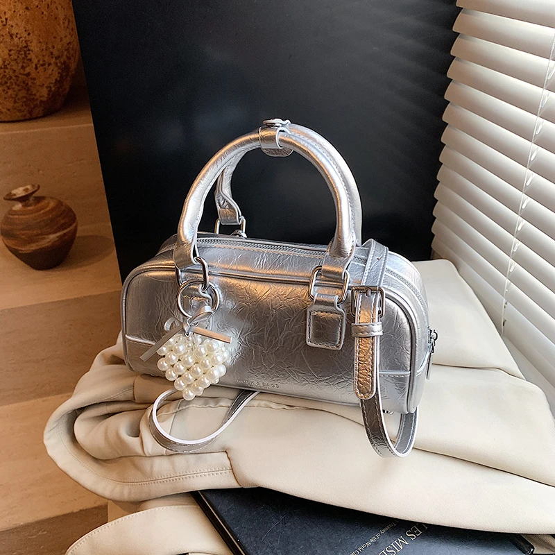 1021088韩国小众手提保龄球包2025新款百搭单肩斜挎时尚枕头包