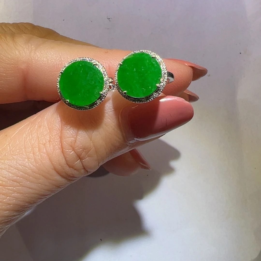 翡翠颈饰18K金镶嵌耳包