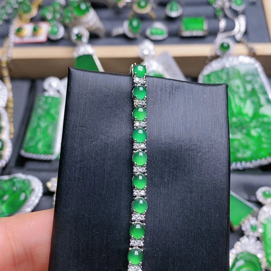 翡翠手链未镶嵌手链1